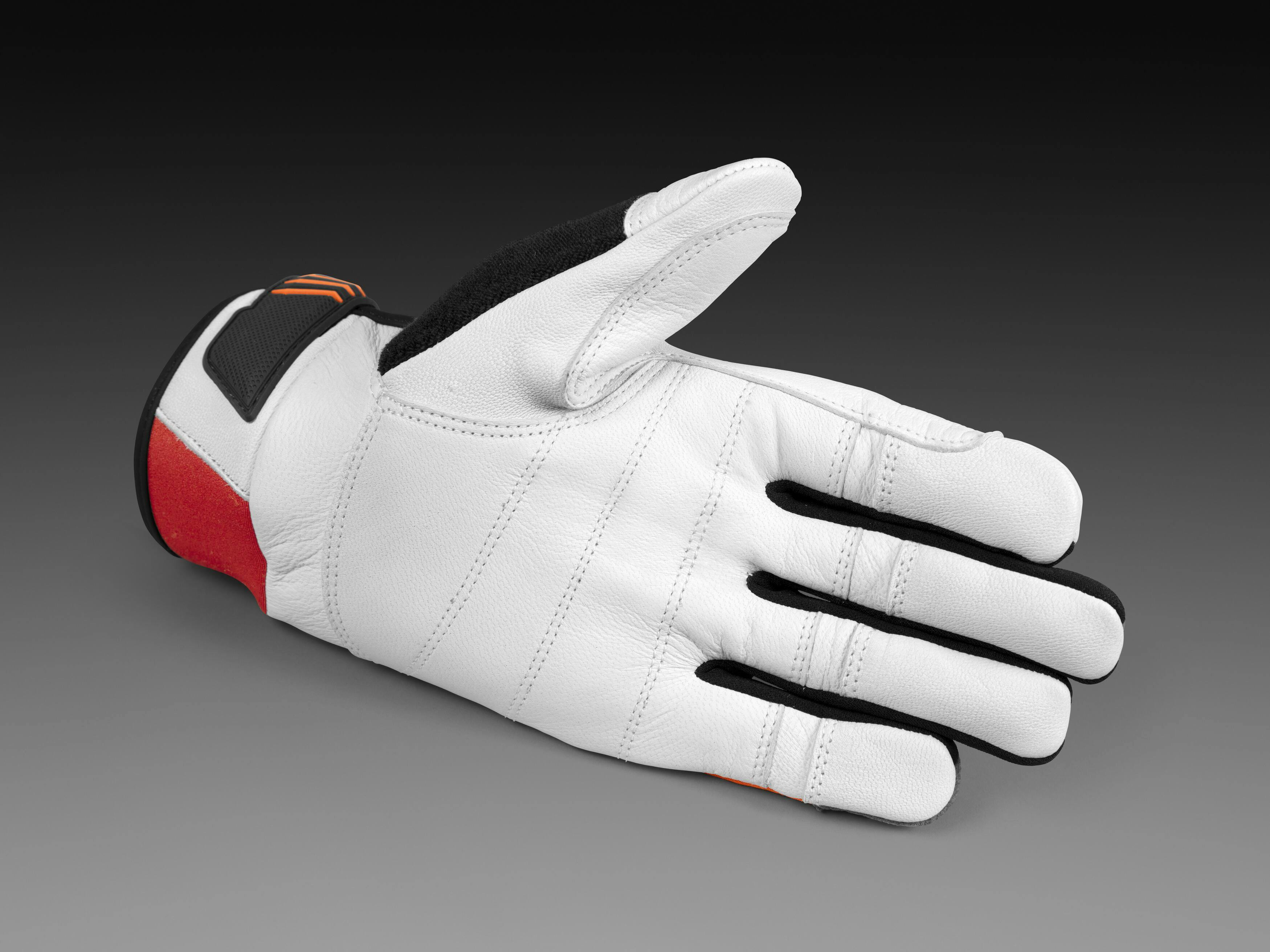 Gloves, Technical with saw protection image 2